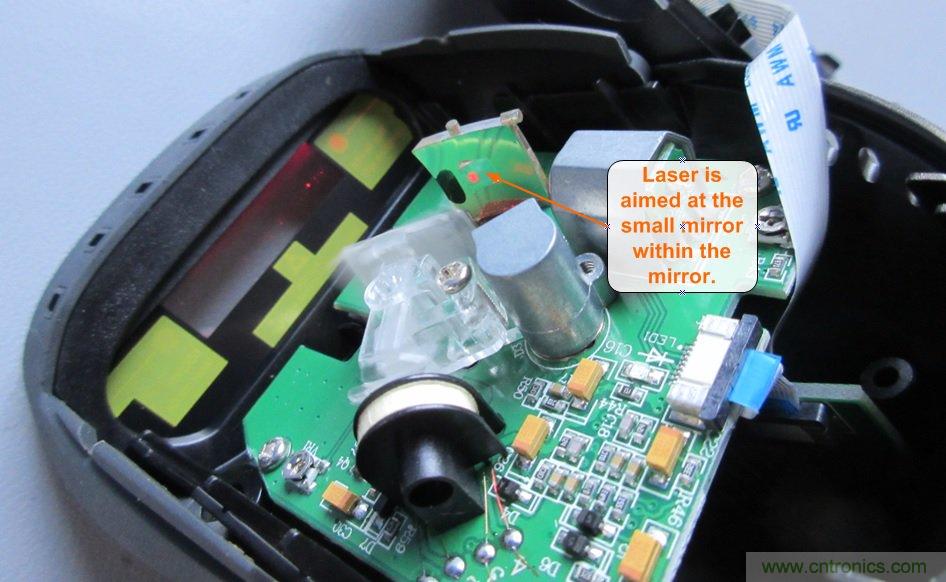 拆解45美元的藍(lán)牙無(wú)線條碼掃描槍，發(fā)現(xiàn)里面鏡中有鏡