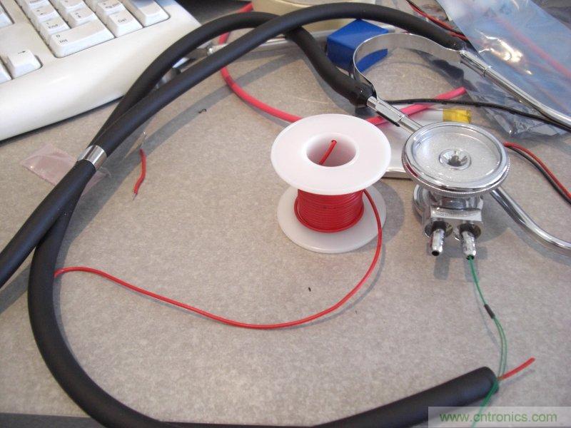 DIY萬(wàn)圣節(jié)道具：讓心跳出來(lái)！