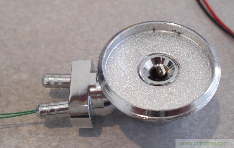 DIY萬(wàn)圣節(jié)道具：讓心跳出來(lái)！