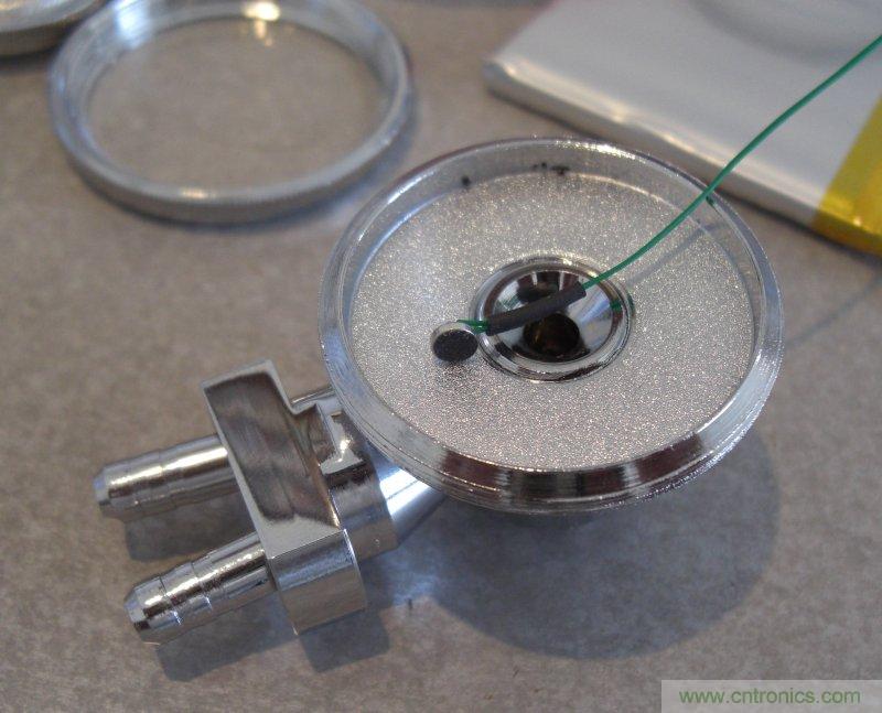 DIY萬(wàn)圣節(jié)道具：讓心跳出來(lái)！