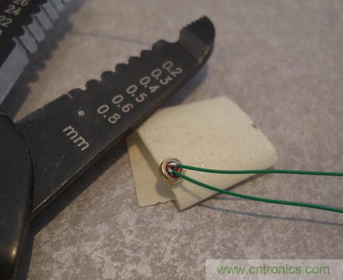 DIY萬(wàn)圣節(jié)道具：讓心跳出來(lái)！