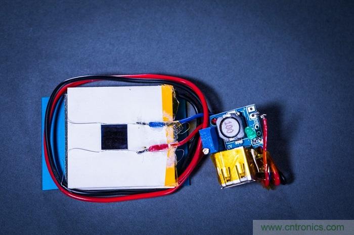 室內(nèi)激光無線充電新技術(shù)亮相，可媲美傳統(tǒng) USB 線纜