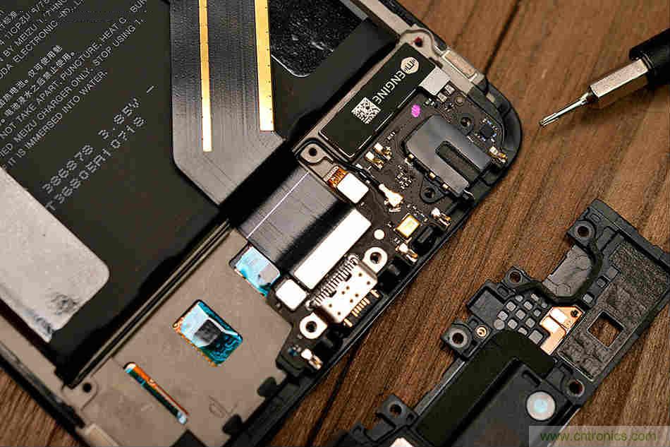 拆解魅族15 Plus：玩轉(zhuǎn)了新概念，但其工藝究竟如何？