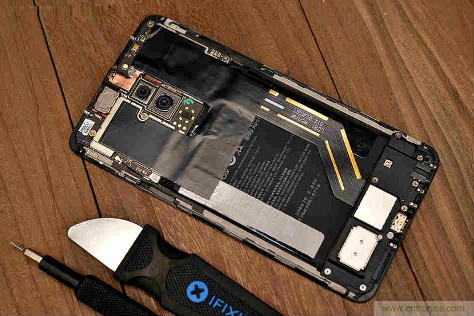 拆解魅族15 Plus：玩轉(zhuǎn)了新概念，但其工藝究竟如何？