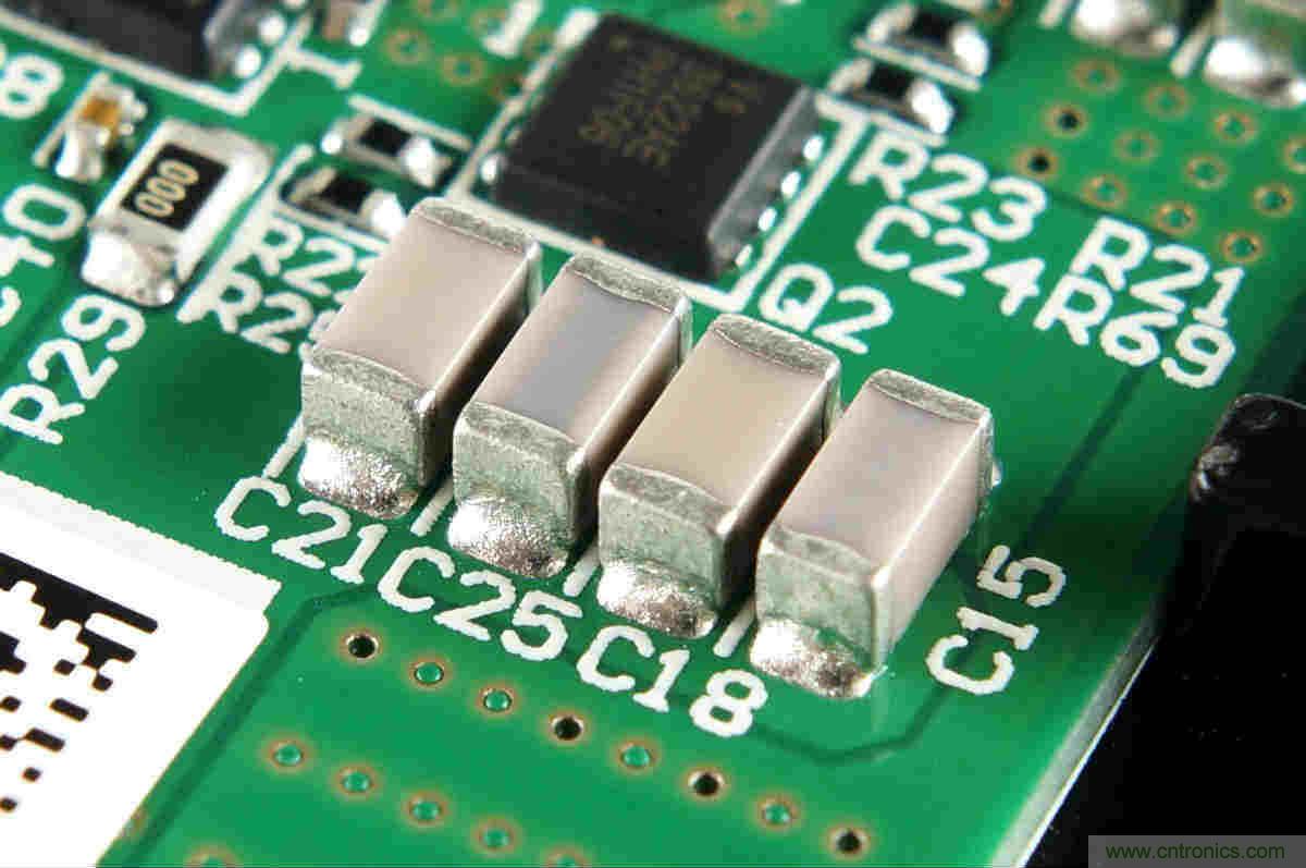 拆解對比：系出同門，小米、紫米無線充電器的差別有多大？