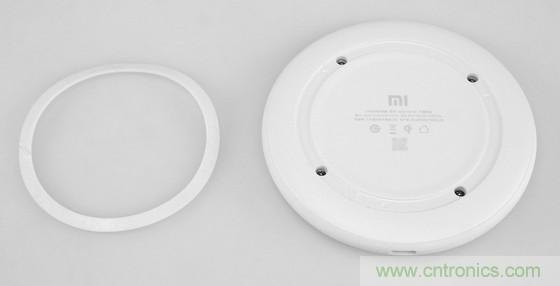 拆解對比：系出同門，小米、紫米無線充電器的差別有多大？