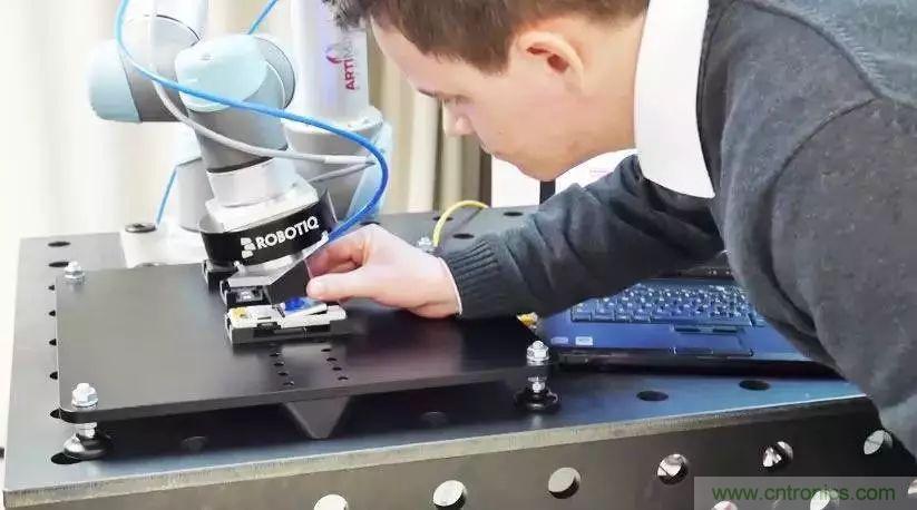 力傳感器在機器人哪些應(yīng)用中，可以完爆視覺系統(tǒng)？