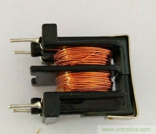 電路上的共模電感是接在開關電源哪里，你知道嗎？