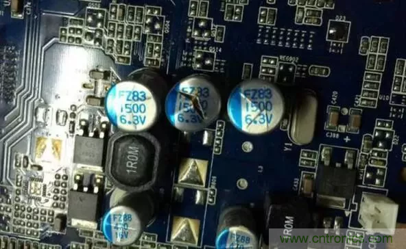 電容擊穿是開路還是短路？電容擊穿原因是什么？