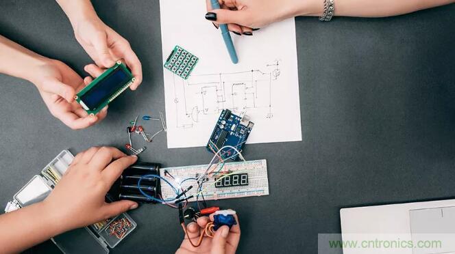 單片機(jī)上拉電阻、下拉電阻的詳解和選?。ㄒ唬? title=