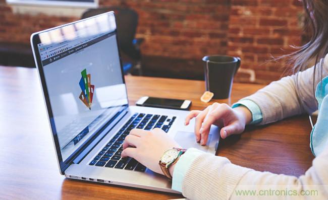 打卡&ldquo;未來工作&rdquo;，VDI存儲當然是全閃存