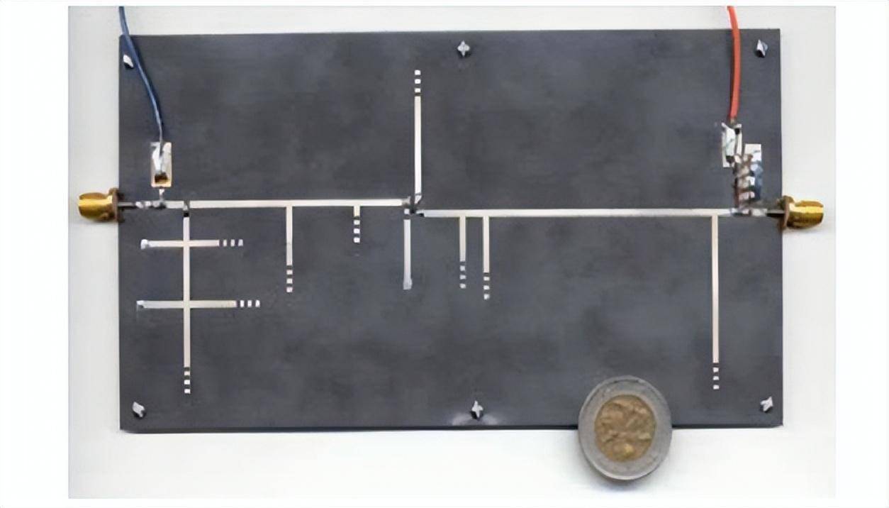 基于自振蕩混頻的X波段單器件收發(fā)電路設(shè)計(jì)分析 基于自振蕩混頻的X波段單器件收發(fā)電路設(shè)計(jì)分析