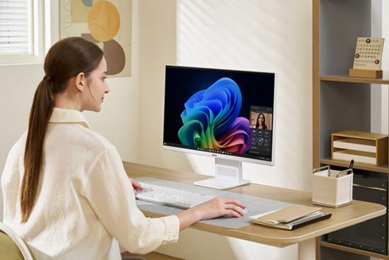 小巧機(jī)身，巨量算力！驍龍X入場(chǎng)讓臺(tái)式機(jī)變得更智能、更強(qiáng)大