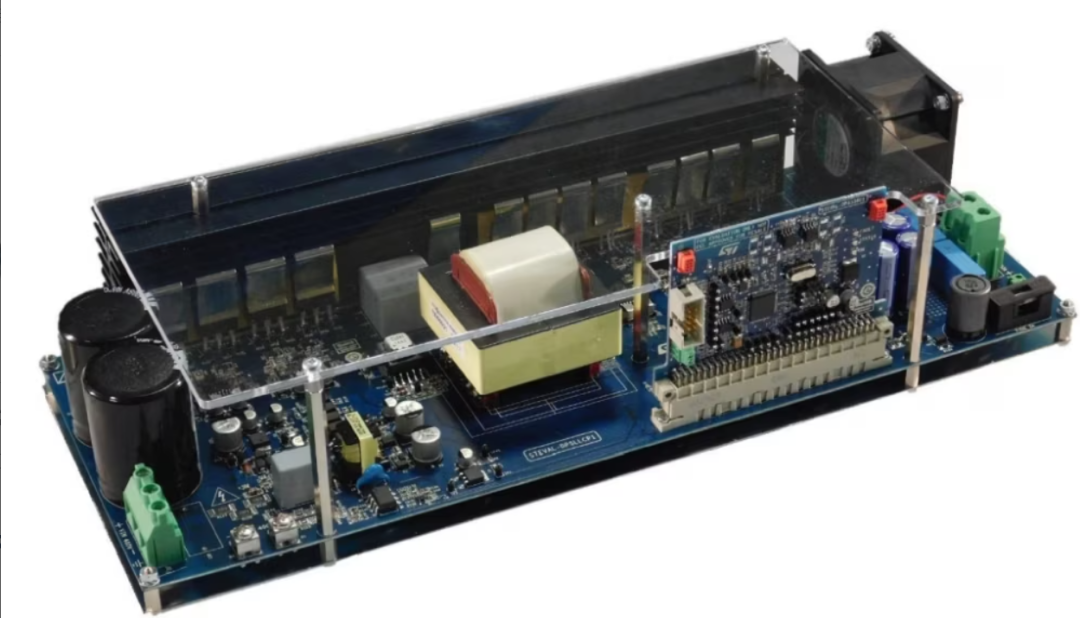 1600W雙路交錯新紀(jì)元:無橋圖騰柱TCM_PFC數(shù)字電源方案解析 1600W雙路交錯新紀(jì)元:無橋圖騰柱TCM_PFC數(shù)字電源方案解析